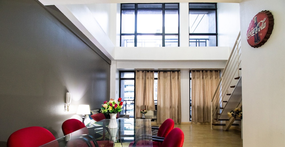 Luxury Loft, 1 Bedroom, Balcony, City View