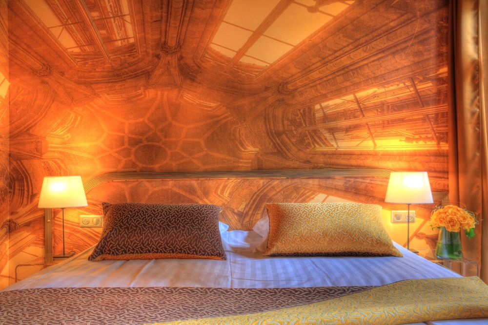Double Room (Cathedral View) - Photo 14