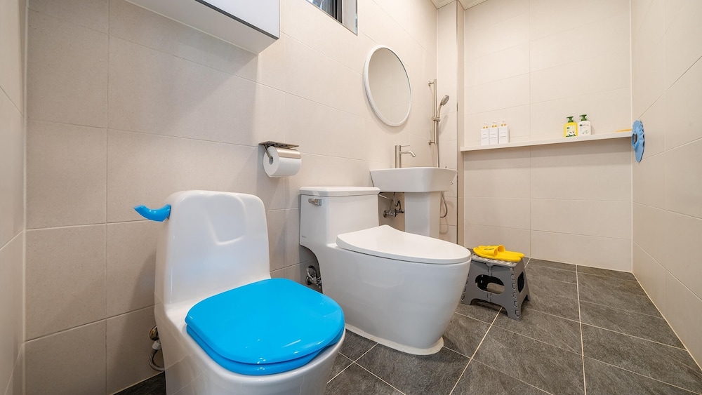 Basic Room, 1 Bedroom (202) - Photo 33