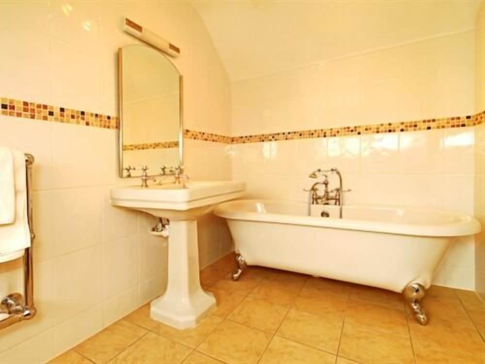 Double Room, Ensuite (Small) photo 2