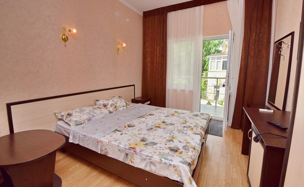 Standard Twin Room, Garden View photo 3