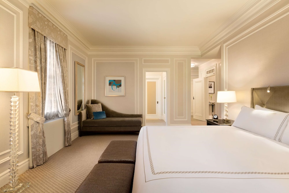 Corner Suite, 1 Queen Bed