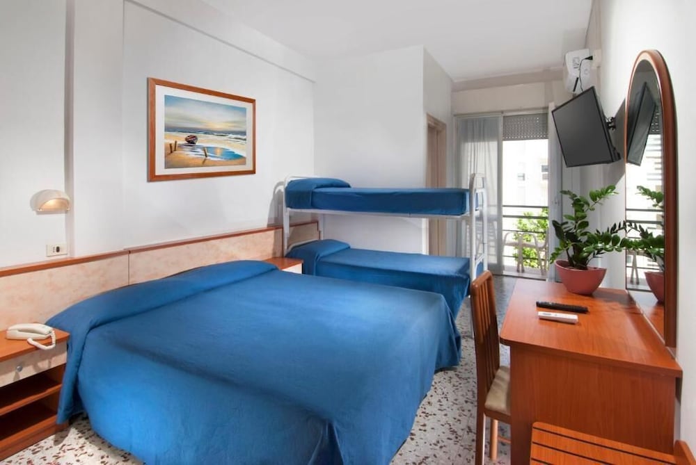 Comfort Quadruple Room photo 1