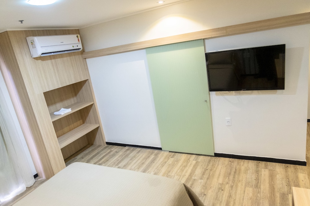 Superior Twin Room, 1 Double Bed photo 2