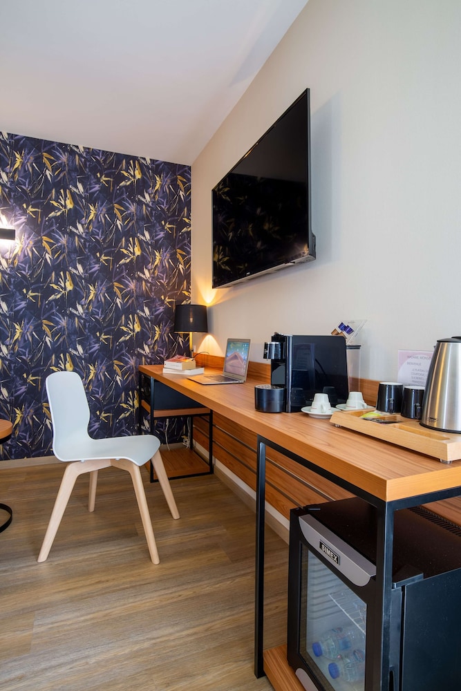 Junior Suite, 1 Double Bed, Bay View, Spa Access photo 3