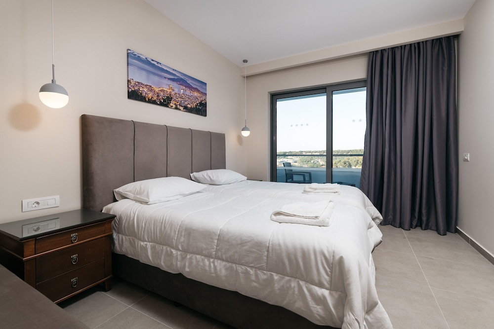 Standard Room, Pool View - Photo 5