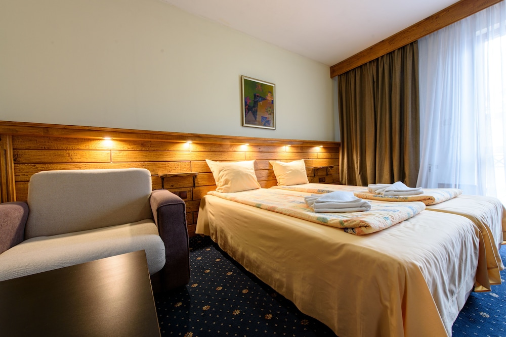 Superior Triple Room (Free Spa Access) photo 2