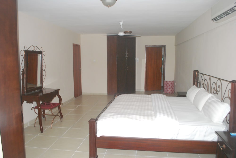 Family Apartment, Multiple Beds, City View photo 1