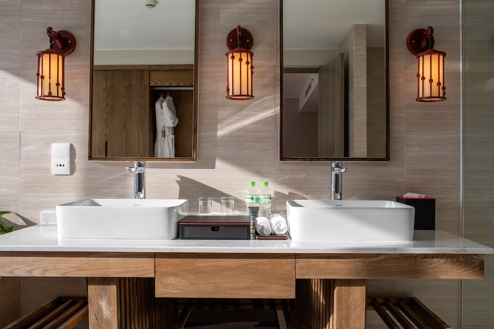 Red Dao Suite photo 2