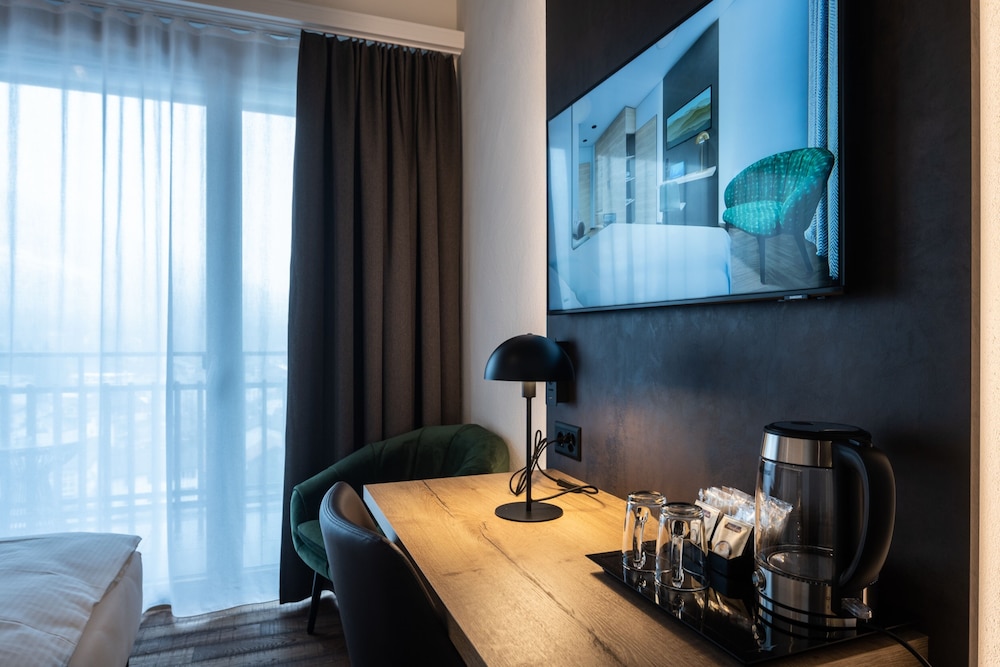 Deluxe Double Room, Balcony photo 3