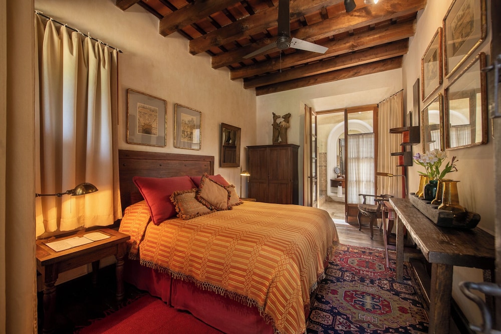 Standard Room, 1 Queen Bed, Garden View