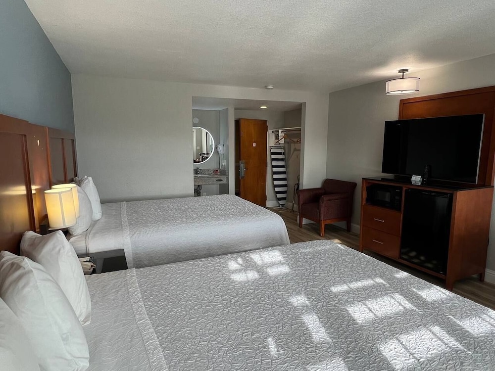 Standard Double Room - Photo 2