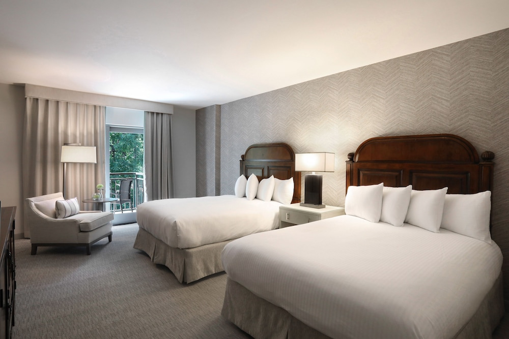 Room, 2 Queen Beds (Lodge and Spa Woodland Side) - Photo 1