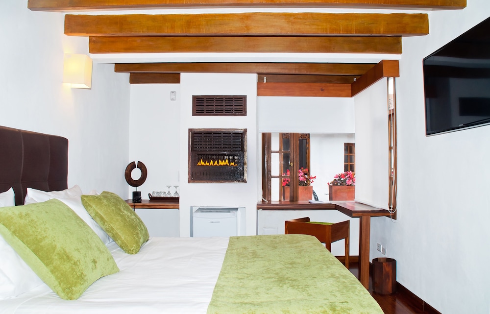 Standard Room photo 2