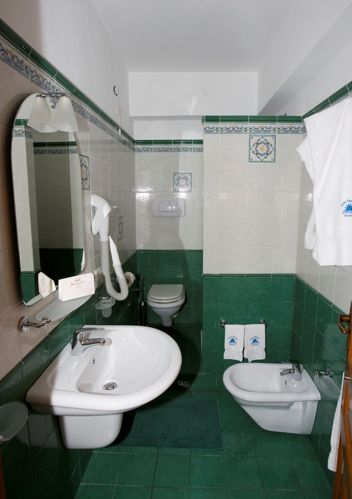 Triple Room photo 2