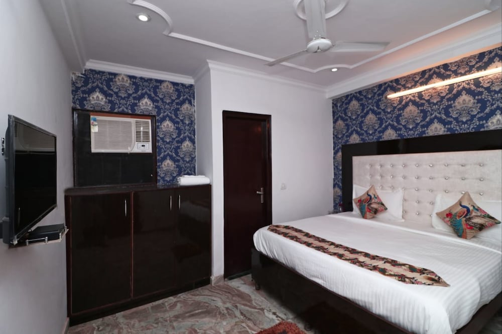 Super Deluxe Room