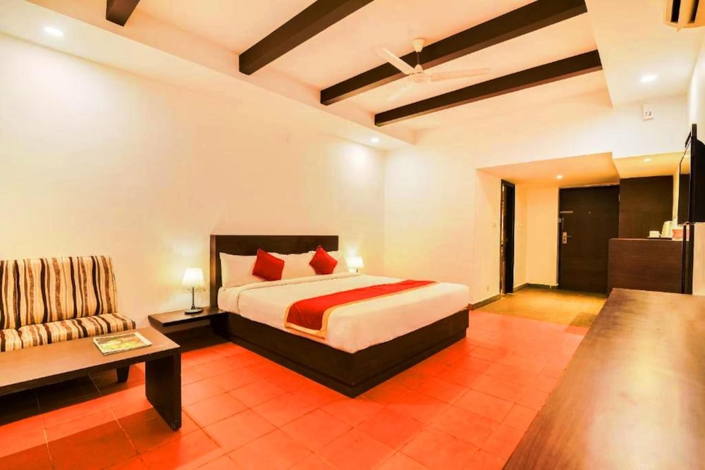 Royal Room photo 3