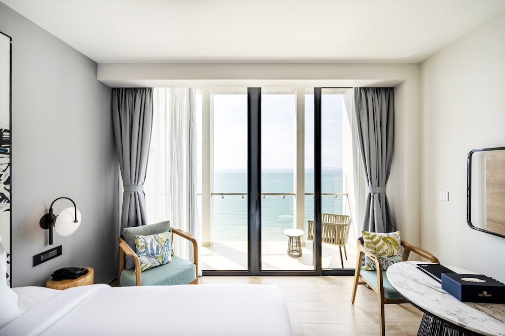 Premier Executive Ocean View King - Photo 5