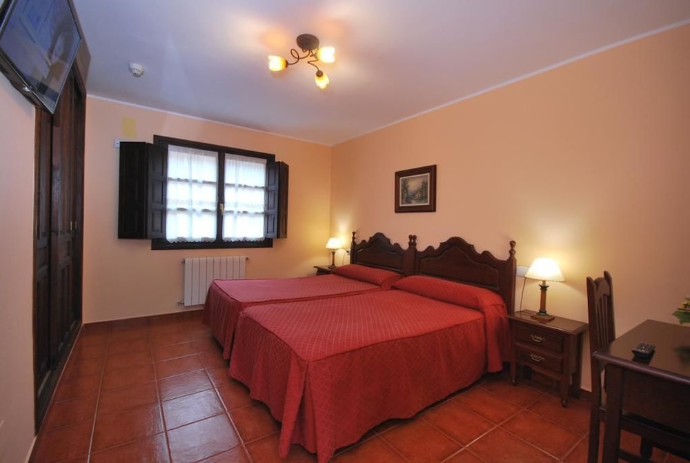 Double Room, 2 Twin Beds, Non Smoking - Photo 1