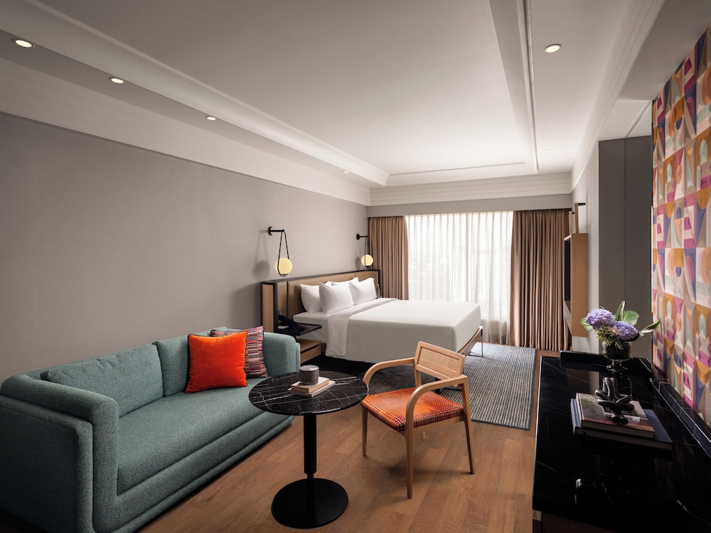 Family Room, 1 King Bed