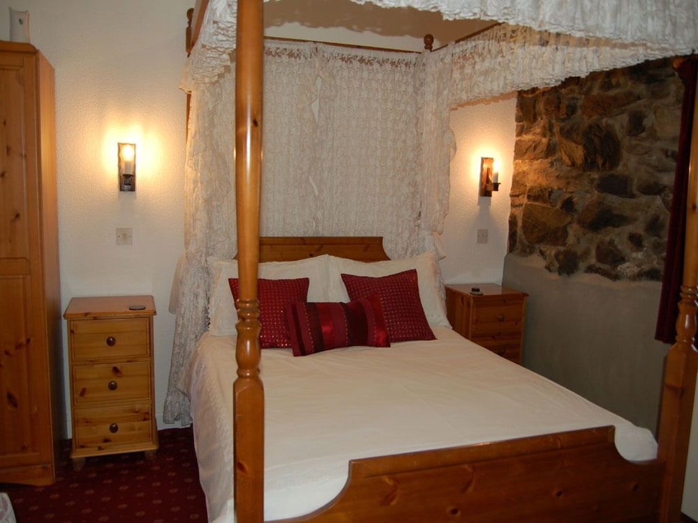 Double Room, Ensuite (Snowy Peaks)