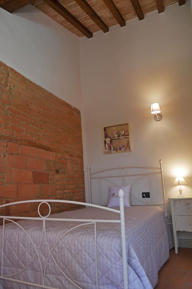 Comfort Apartment, 2 Bedrooms, Pool View (Acacia) photo 2