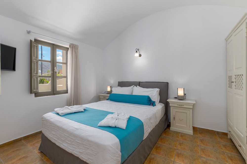 Superior Suite, 1 Bedroom, Sea View, Ground Floor