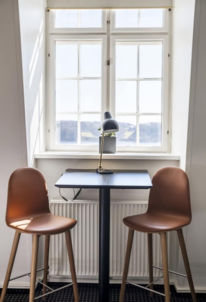 Single Room, 1 Queen Bed, Fjord View, Main Building, photo 6