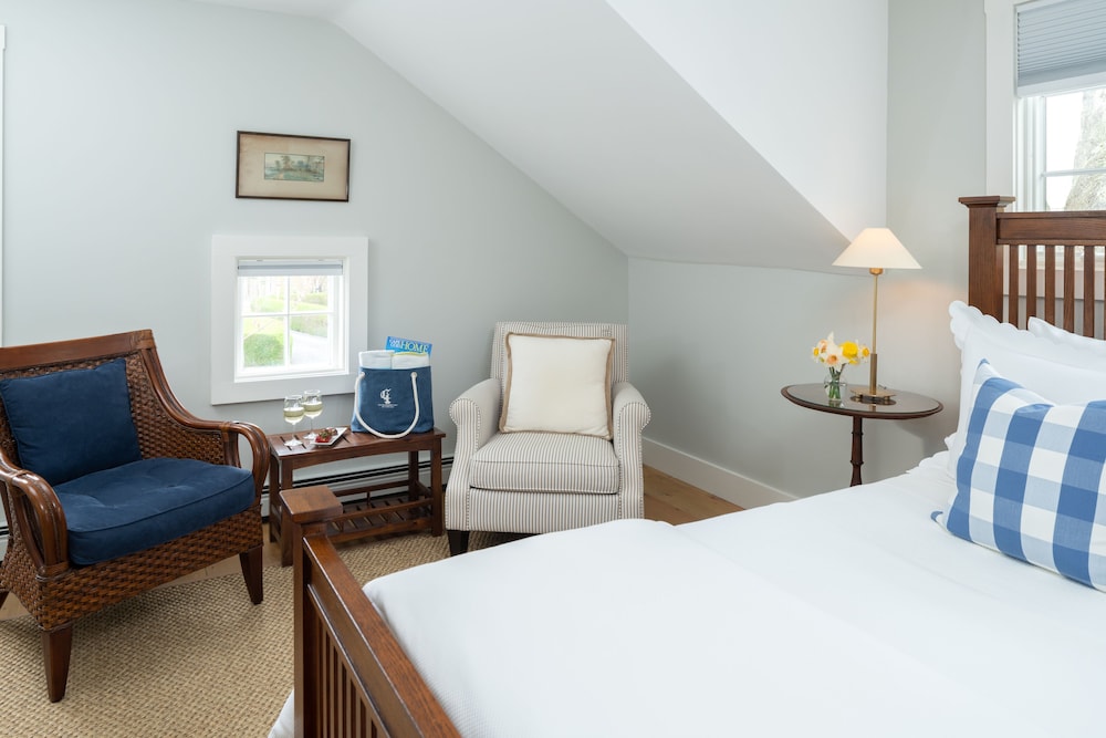 Treetops Room photo 3