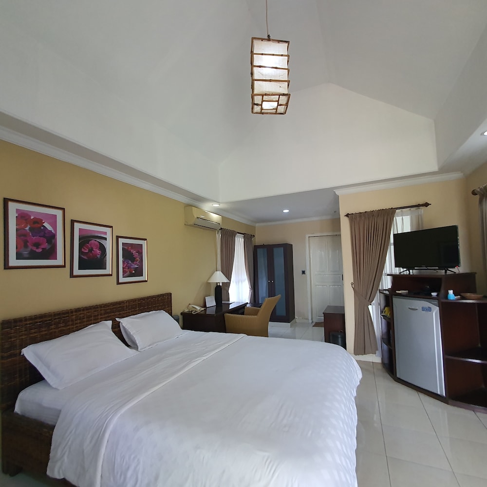 Deluxe Double Room - Photo 29