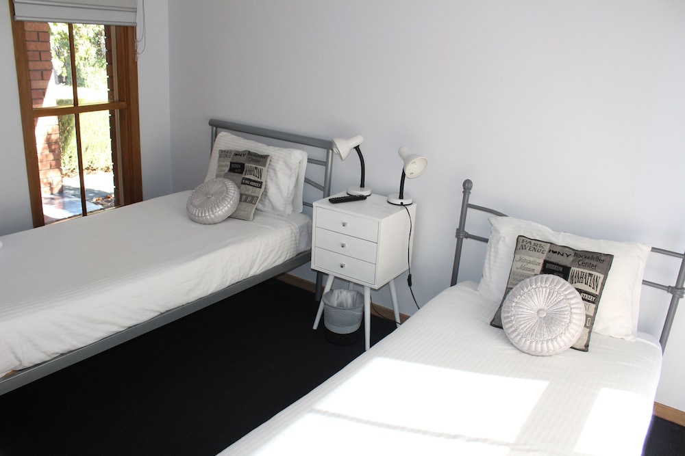 Family Apartment, 2 Bedrooms photo 3
