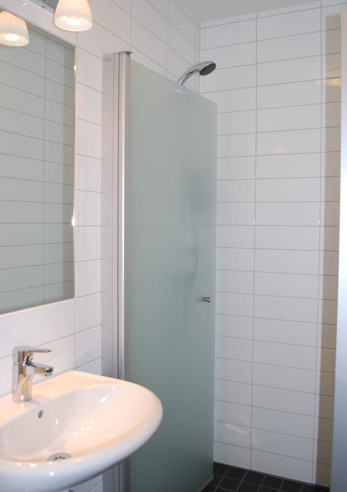 Economy Double Room - Photo 6