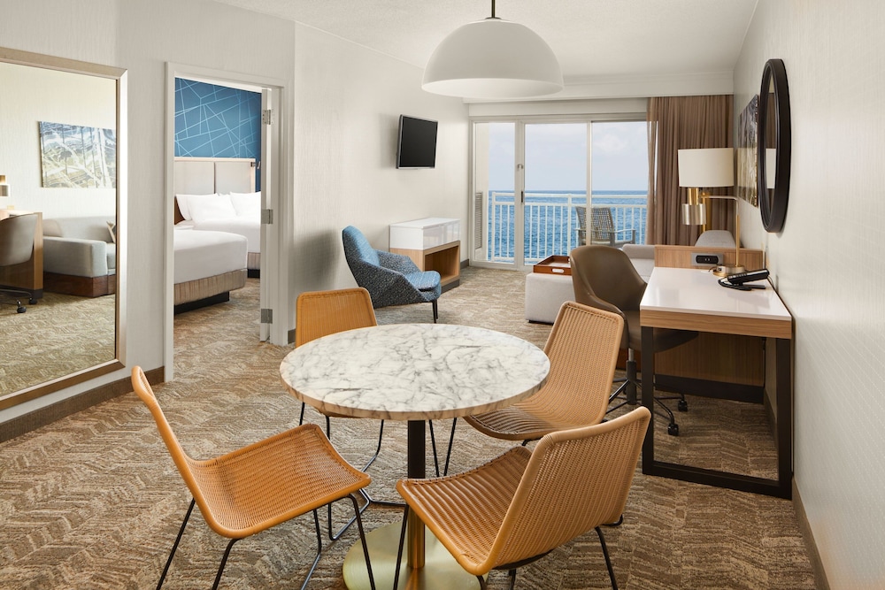 Suite, 1 Bedroom, Balcony, Oceanfront