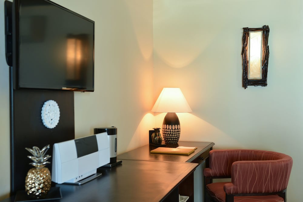 Andaman Beach Suite - Photo 18