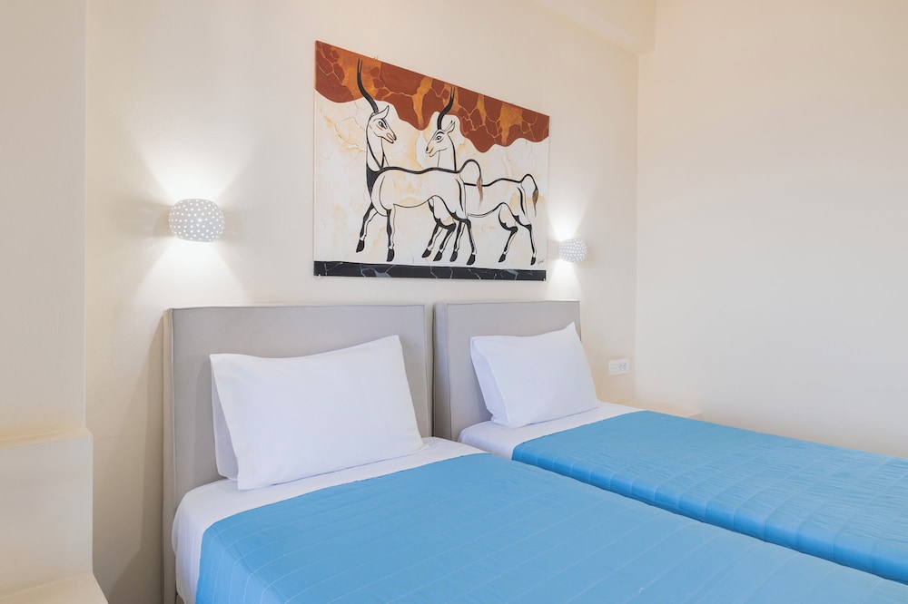 Standard Double or Twin Room, Sea View - Photo 2