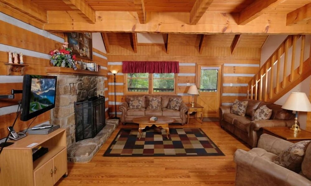 Cabin, 3 Twin Beds (Paradise #3111)