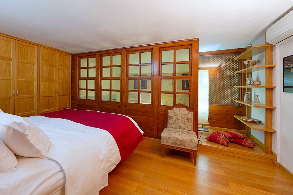 Villa, Hot Tub (Places in Suspension) photo 3