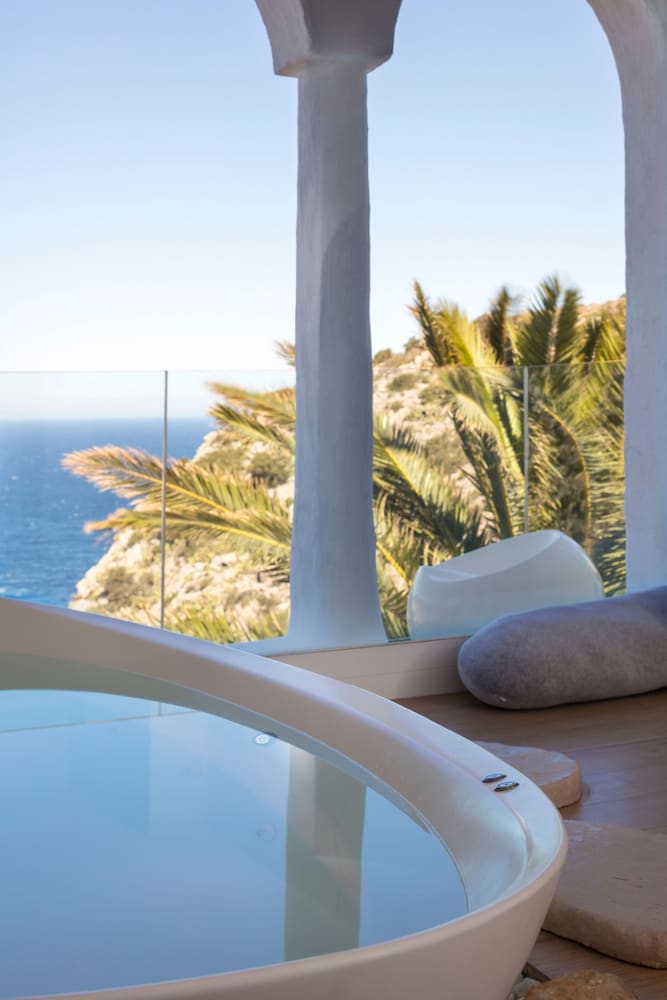 Deluxe Double Room, Sea View - Photo 4