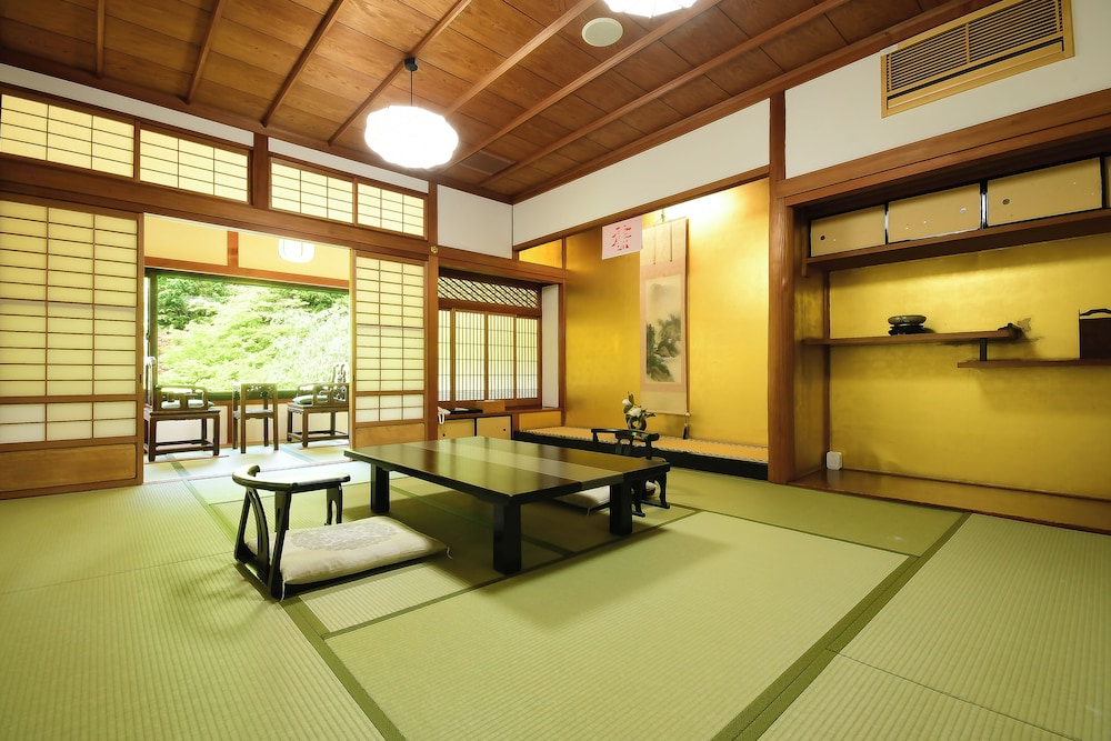 Deluxe Room, Non Smoking, Garden View photo 1