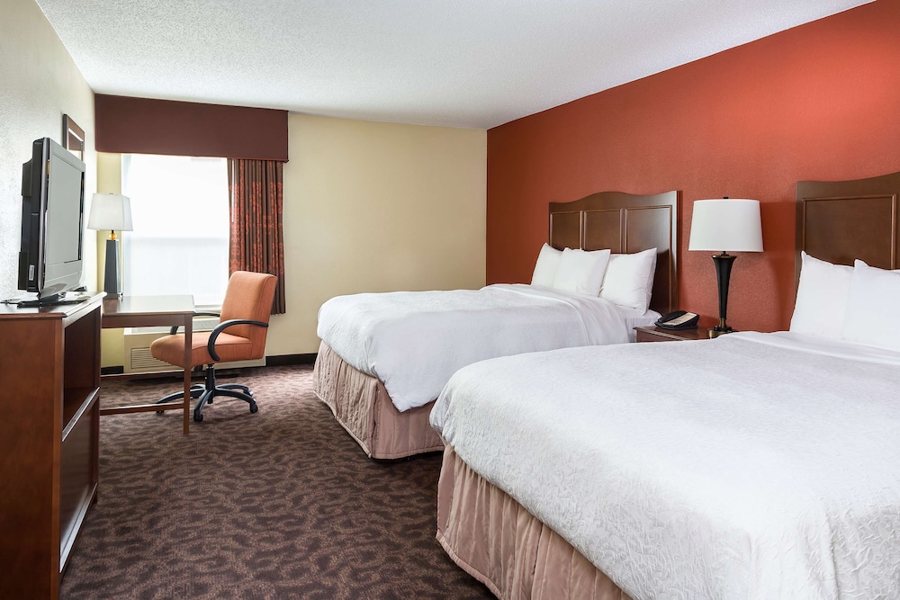 Room, 2 Queen Beds, Accessible, Non Smoking