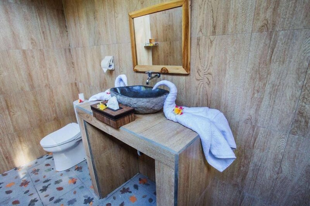 Deluxe Double Room - Photo 9