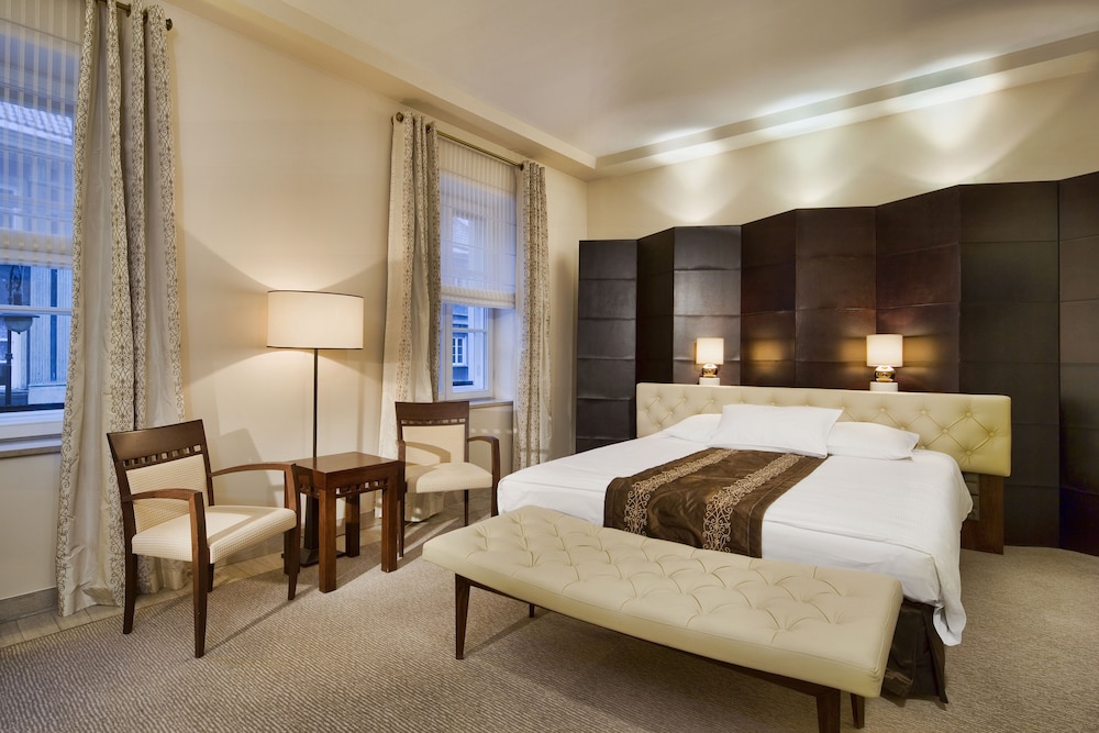 Exclusive Suite, 2 Bedrooms, Non Smoking (Le Regina) photo 2