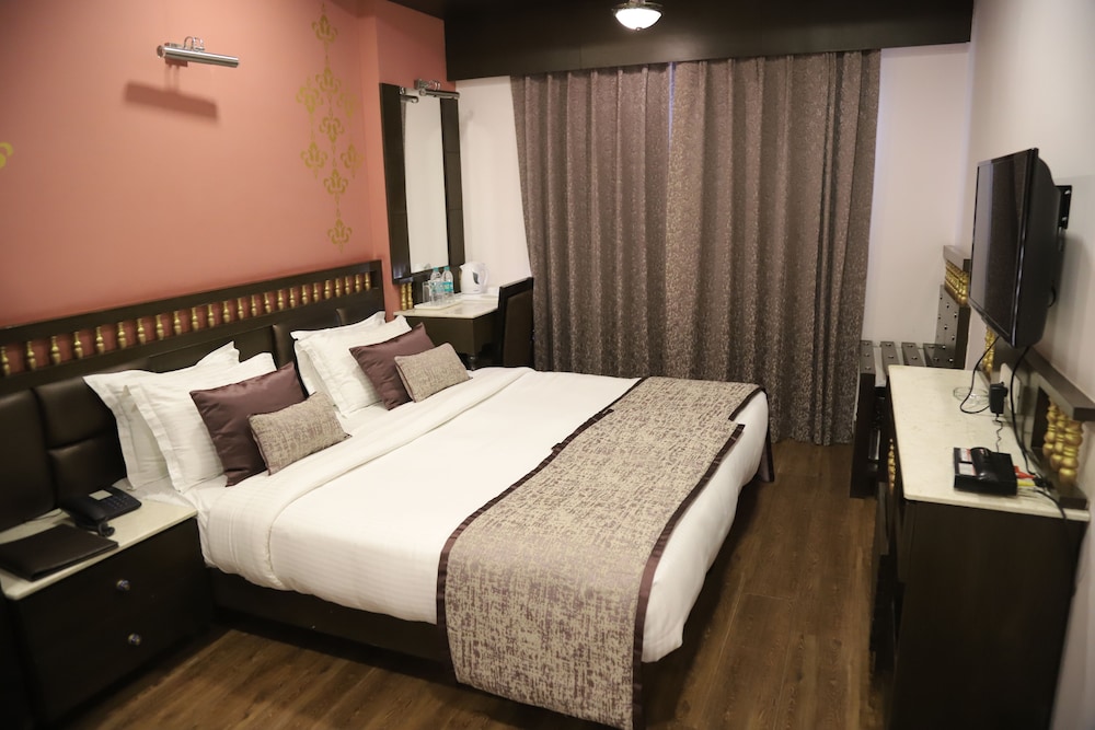 Luxury Double Room, 1 Double Bed, Non Smoking, City View