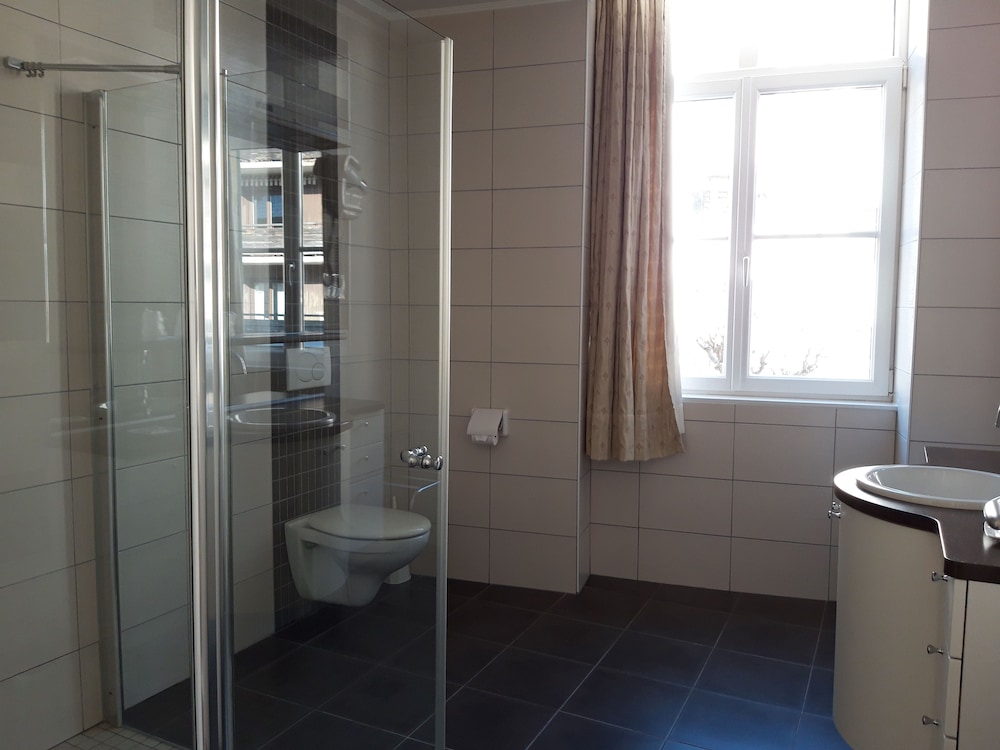 Superior Suite - Photo 4