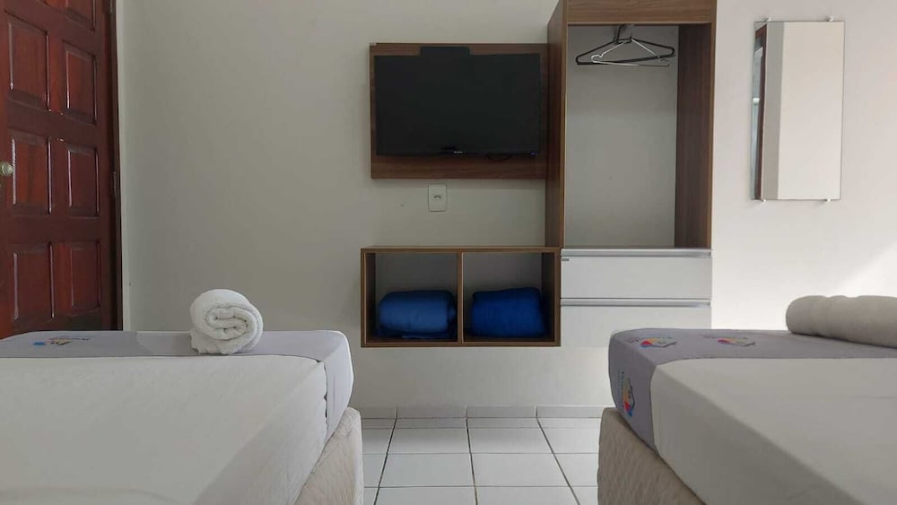 Economy Twin Room photo 3