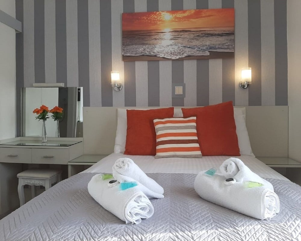 Superior Suite, Ensuite photo 1
