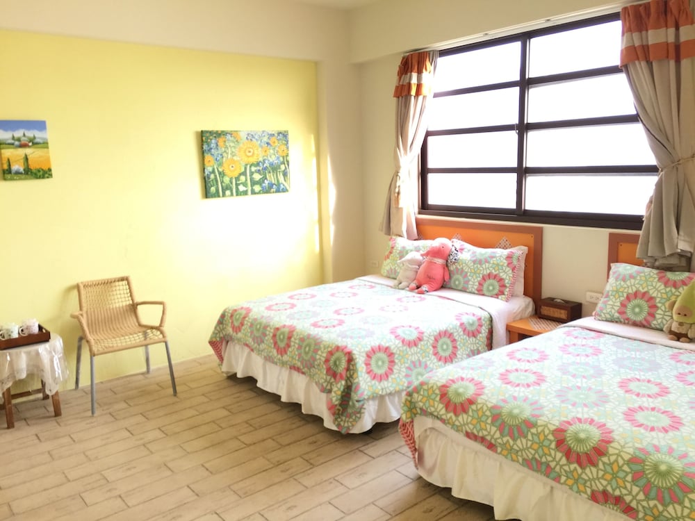 Family Quadruple Room, 2 Double Beds, Non Smoking photo 1