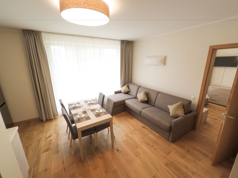 Luxury Apartment, 1 Bedroom, Balcony photo 3