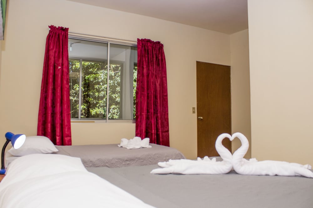 Deluxe Triple Room, Non Smoking photo 3
