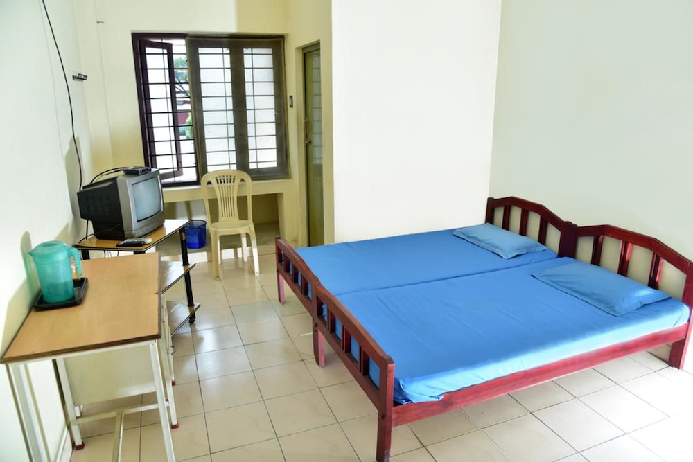 Economy Room - Photo 1